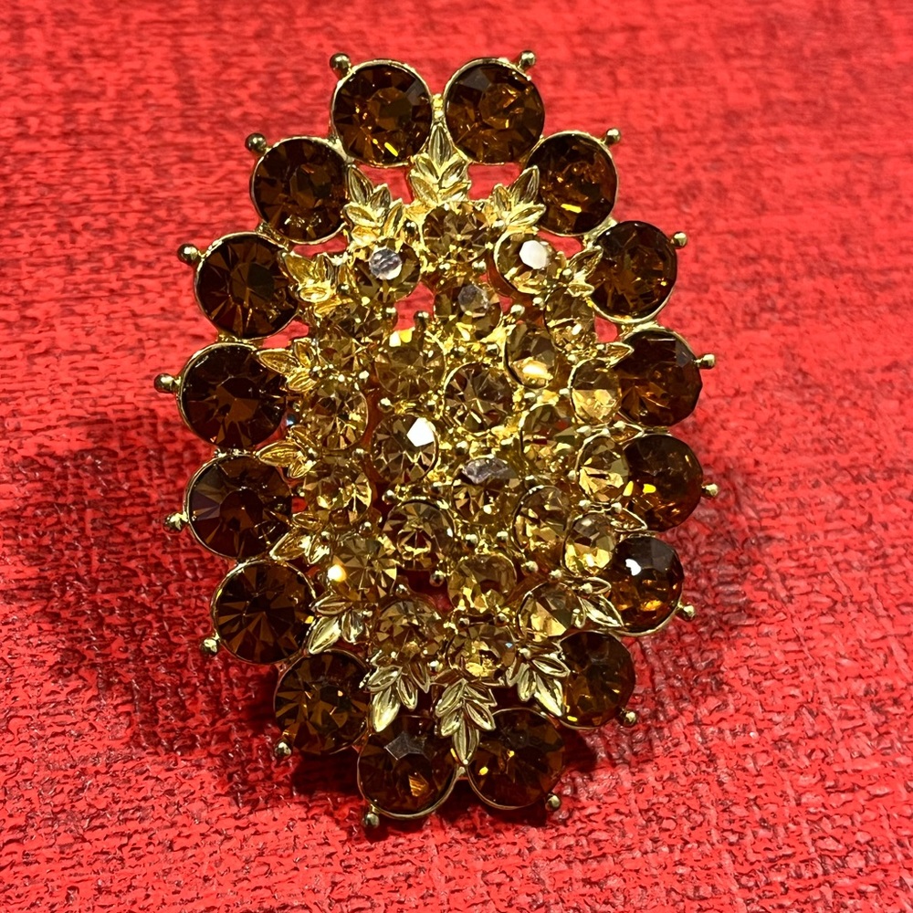 PRE-LOVED FAUX CRYSTALS AMBER & CITRINE COLOR LARGE OVAL SHAPE ADJUSTABLE RING
